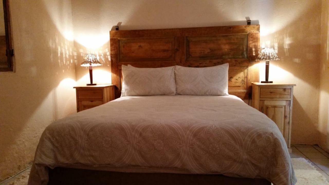 Calvinia Guesthouse Екстер'єр фото