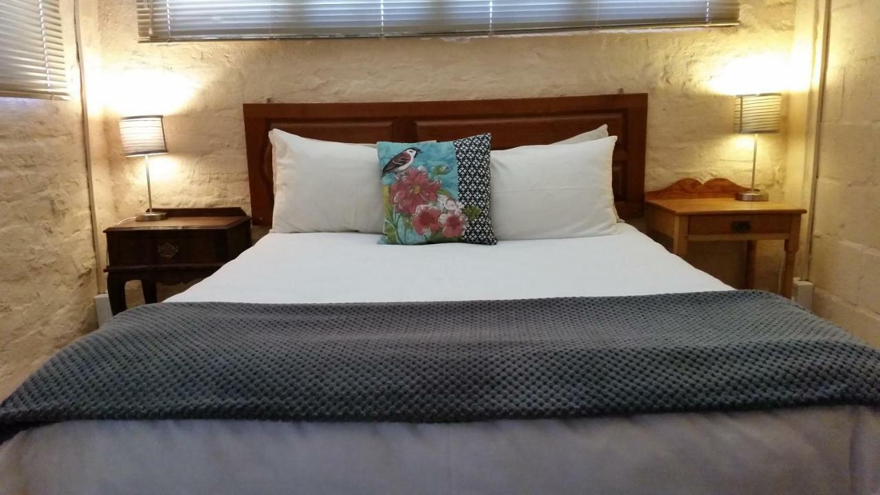 Calvinia Guesthouse Екстер'єр фото